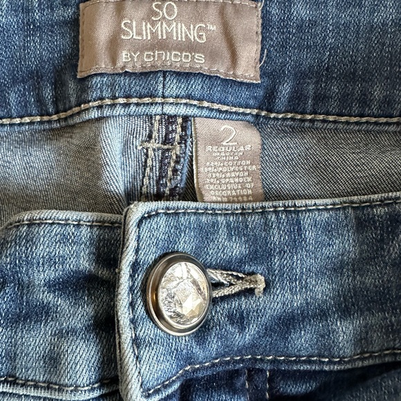 Chico’s Jeans Straight Leg Size 2 - Picture 4 of 9